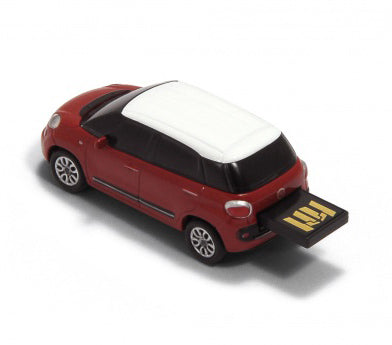 AutoDrive 2013 Fiat 500L 32GB USB Flash Drive - GadgetiCloud