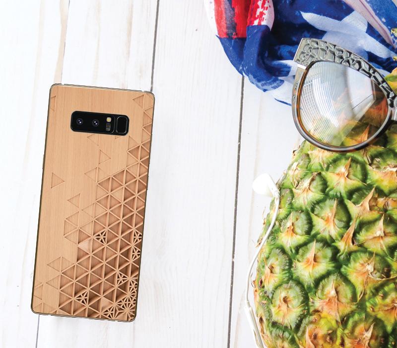 Personalized Case for Android - Carved Wood - GadgetiCloud